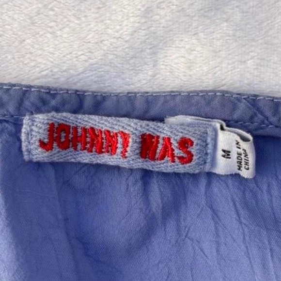 Johnny Was Rare Periwinkle Blue Embroidered Boho Blouse Bell Sleeve Tunic Size M - Picture 7 of 8